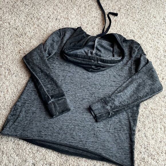 DISNEY PARKS MICKEY MOUSE & MINNIE MOUSE Gray Lightweight Hoodie size xsmall - Picture 5 of 5